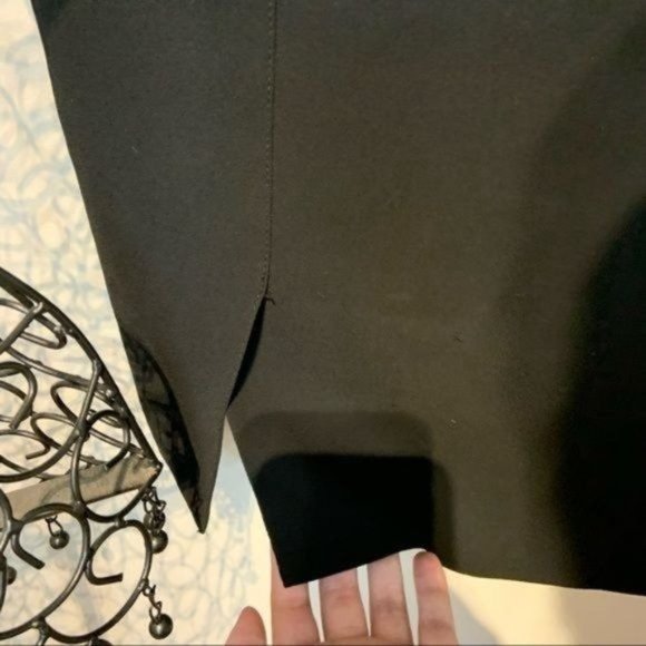 KAREN MILLEN BOAT NECK SILK ACCENT EMBELLISHED SHEATH DRESS KNEE LENGTH BLACK 8 - Picture 4 of 13